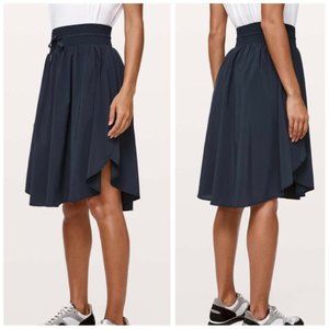 Lululemon The Everyday Skirt Navy Blue Light Fabric Stretch Waistband Navy 6